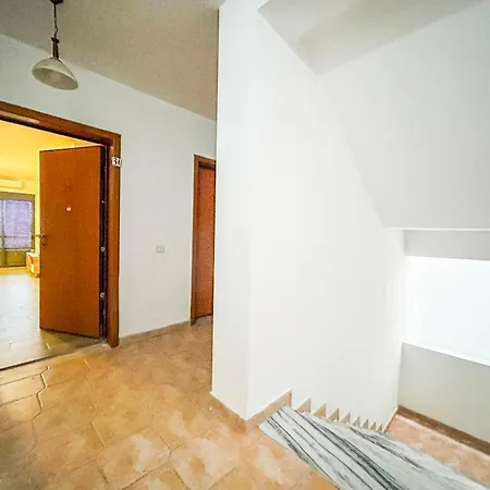 1 Bedroom 968 Golem (Tirana)