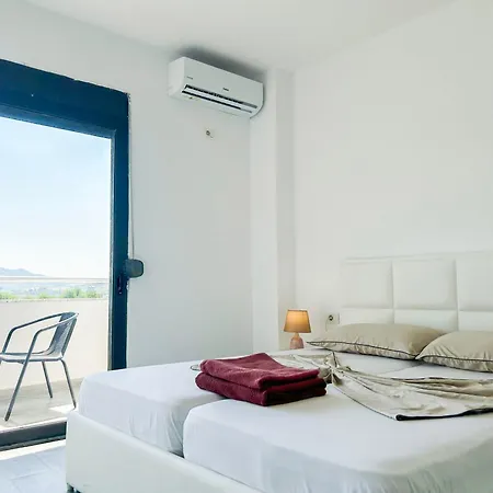 1 Bedroom 968