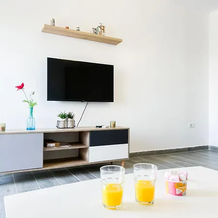 1 Bedroom 968 * Golem (Tirana)