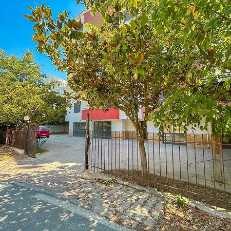 1 Bedroom 968 Golem (Tirana)
