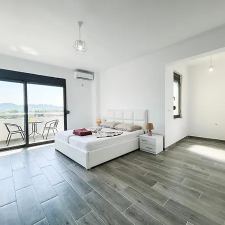 1 Bedroom 968 Apartment *