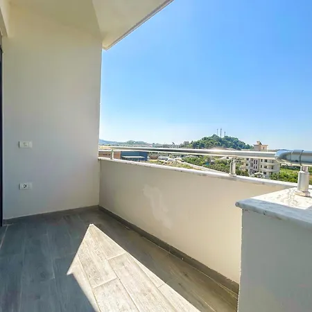 Apartment 1 Bedroom 968 *