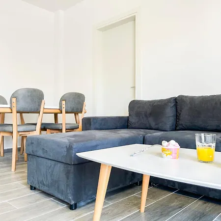 1 Bedroom 968 Apartment Golem (Tirana)